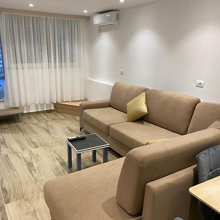 Apartaments Rraku Sarande Luaran gambar