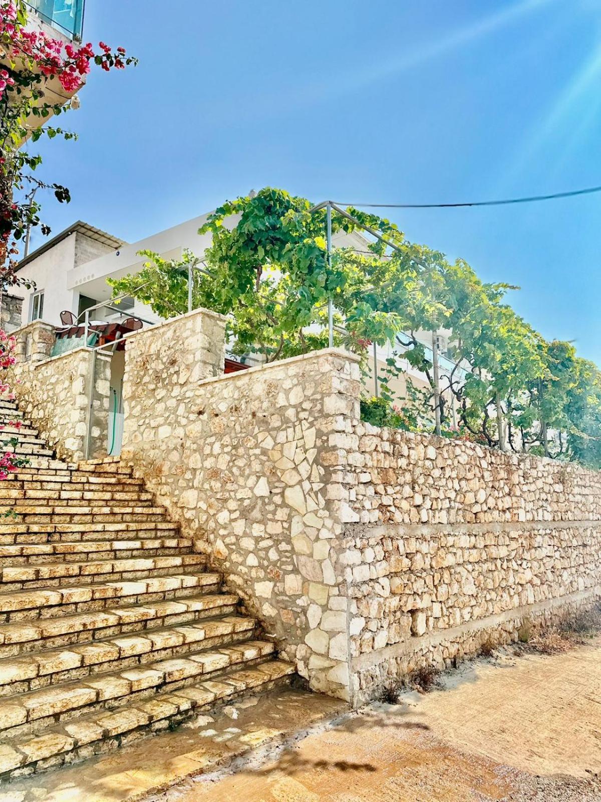 Apartaments Rraku Sarande Luaran gambar