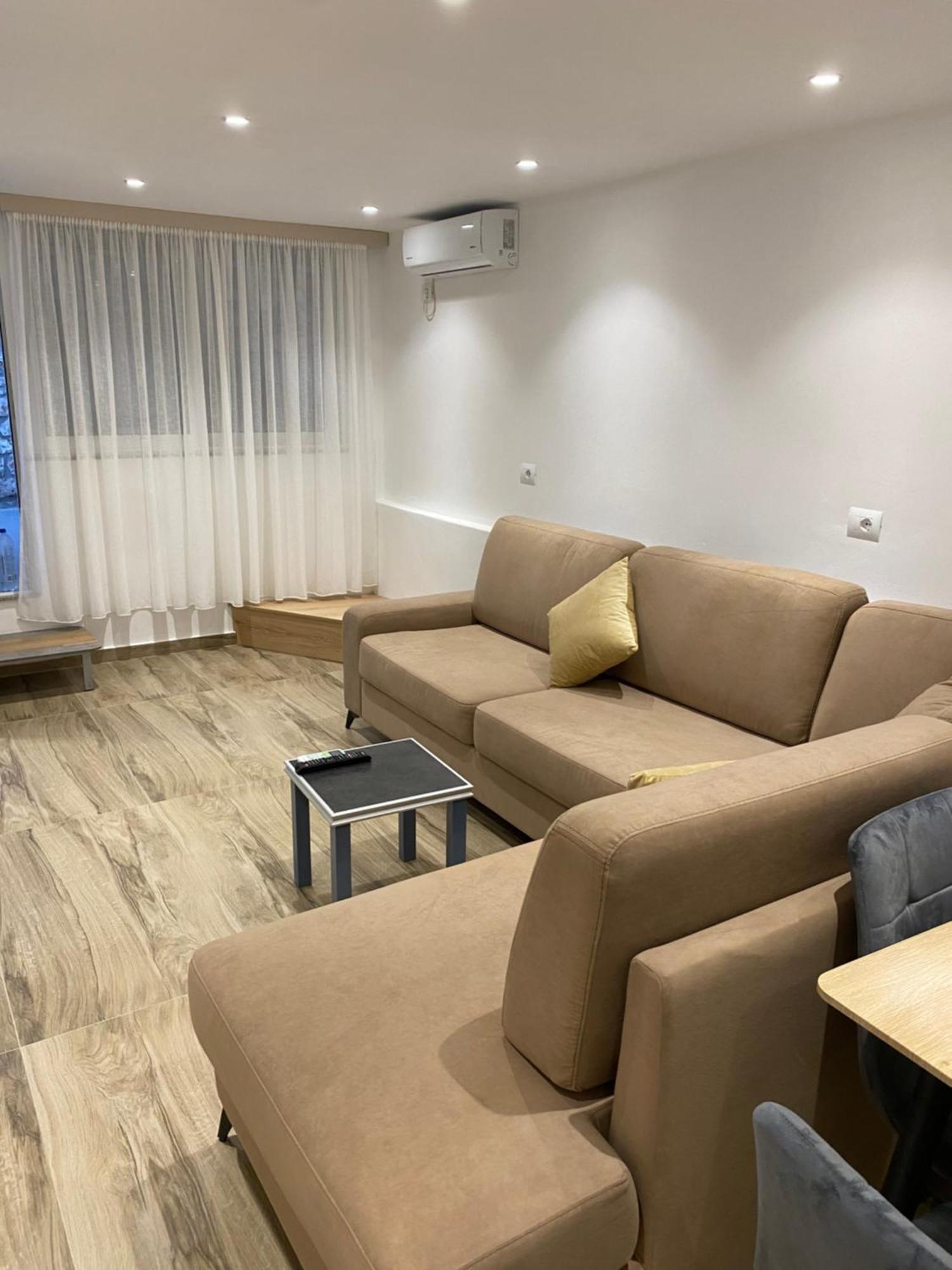 Apartaments Rraku Sarande Luaran gambar