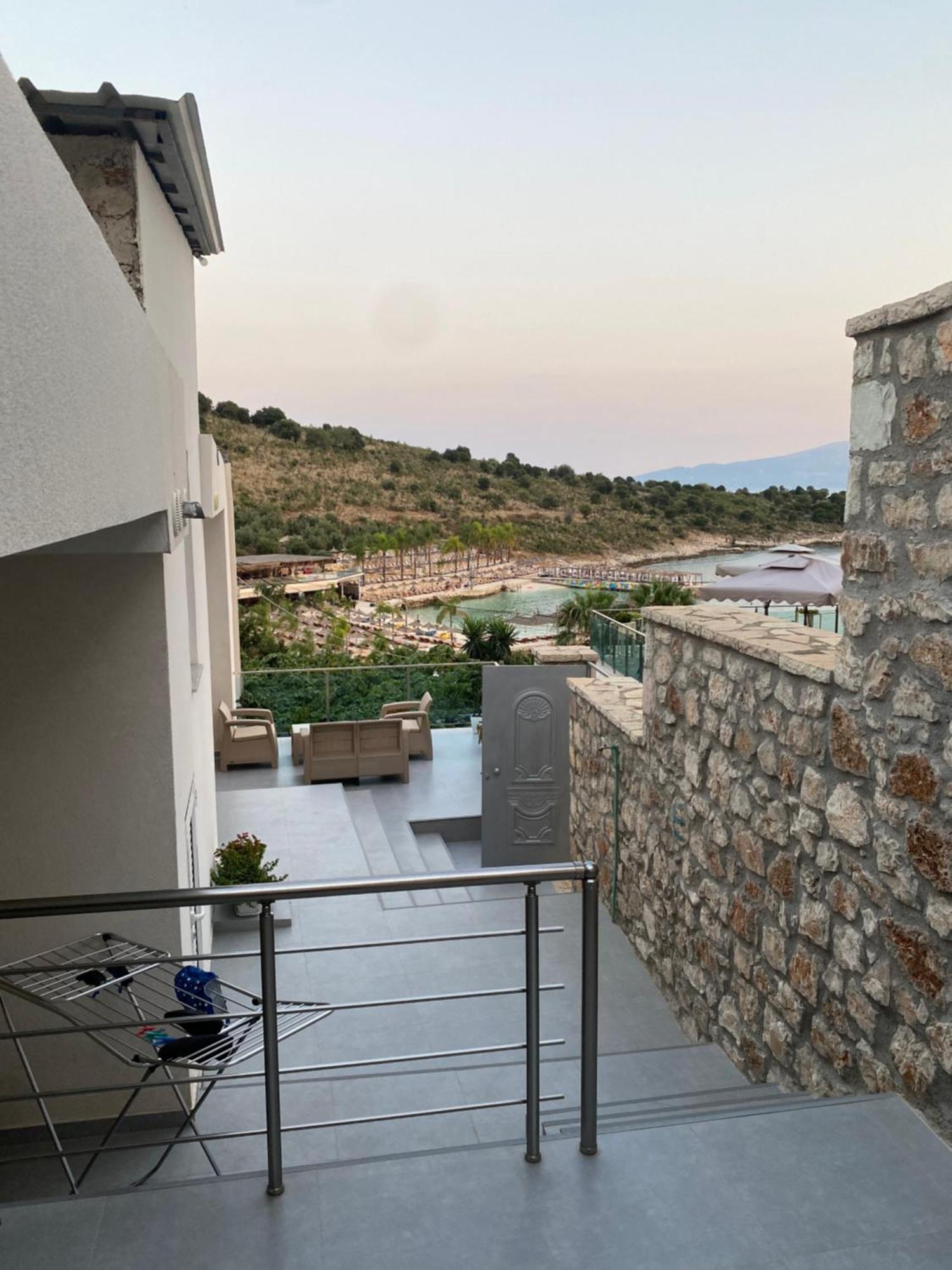 Apartaments Rraku Sarande Luaran gambar