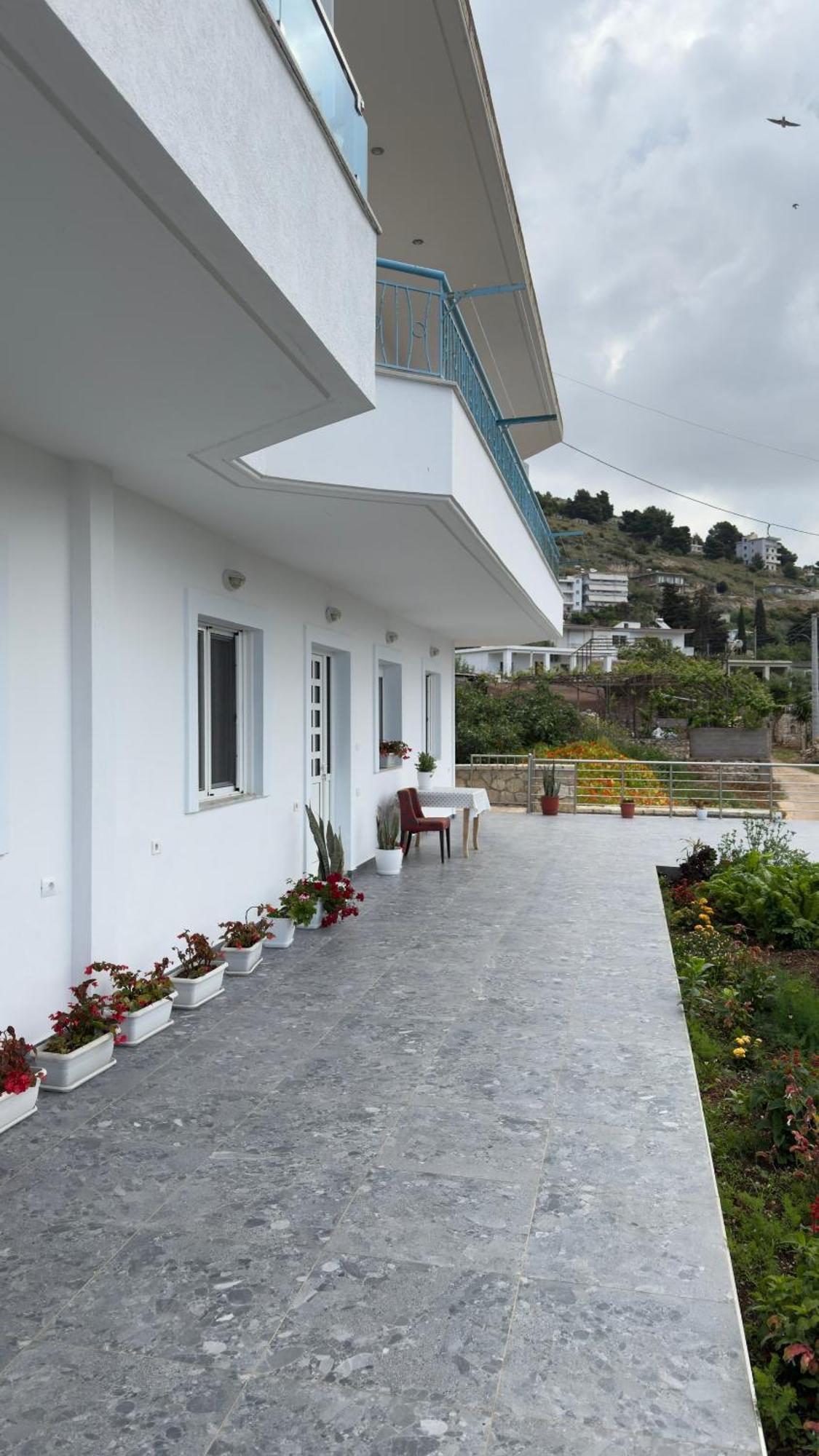 Apartaments Rraku Sarande Luaran gambar