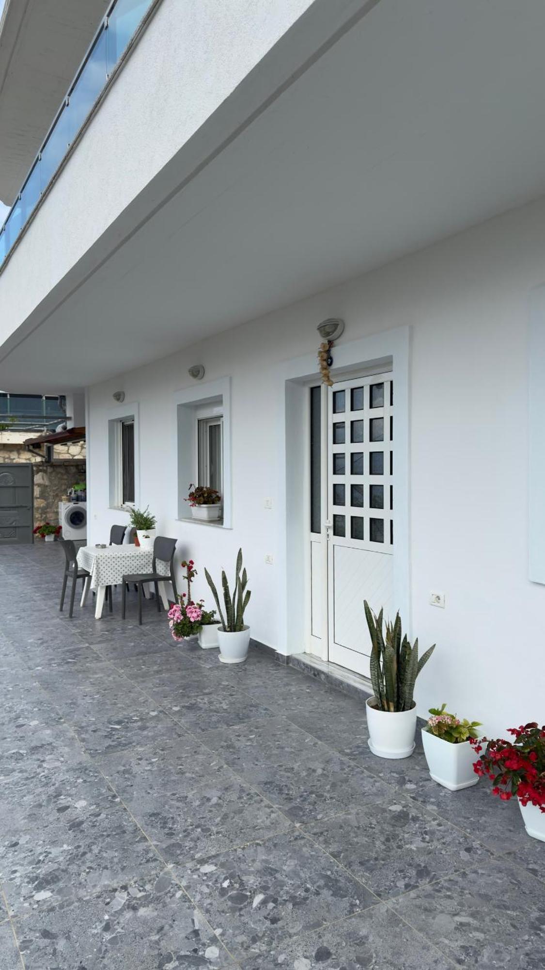 Apartaments Rraku Sarande Luaran gambar